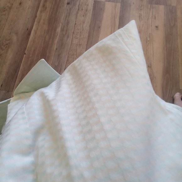 Omega Bespoke Couture Mens Dress Shirt - Picture 4 of 4